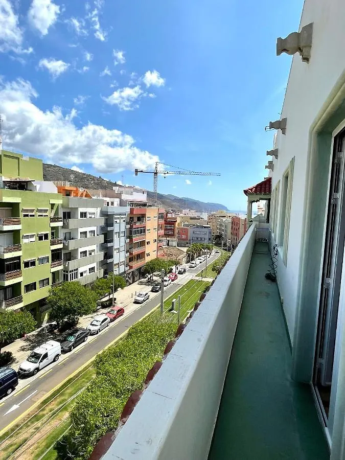 Avenida Islas Canarias Suites 圣克鲁斯-德特内里费 0*,  西班牙
